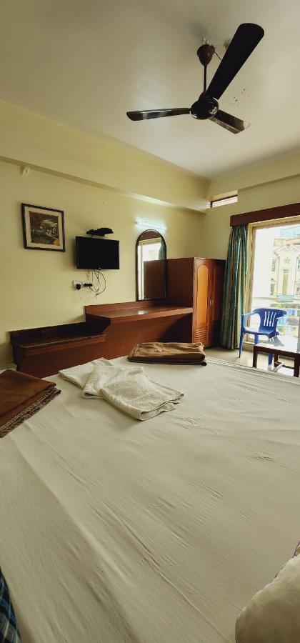 Hotel Shakuntala Palace ปูรี ภายนอก รูปภาพ